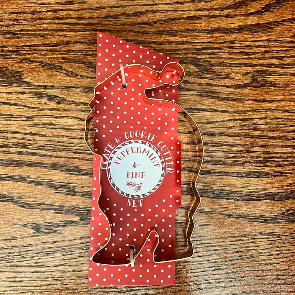 Peppermint & Pine Santa Claus Cookie Cutter